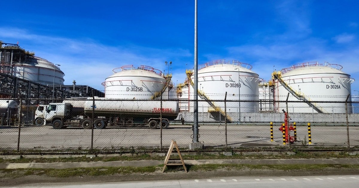 Philippines Bolsters Oil Supply Buffer As Global Risks Intensify